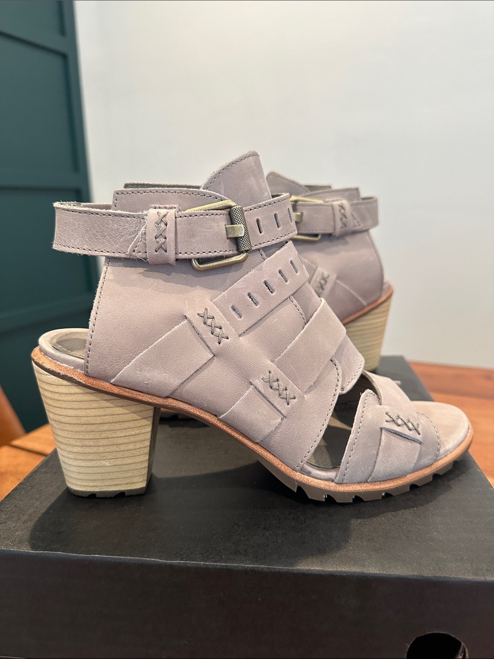 Sorel Nadia Buckle /Kettle